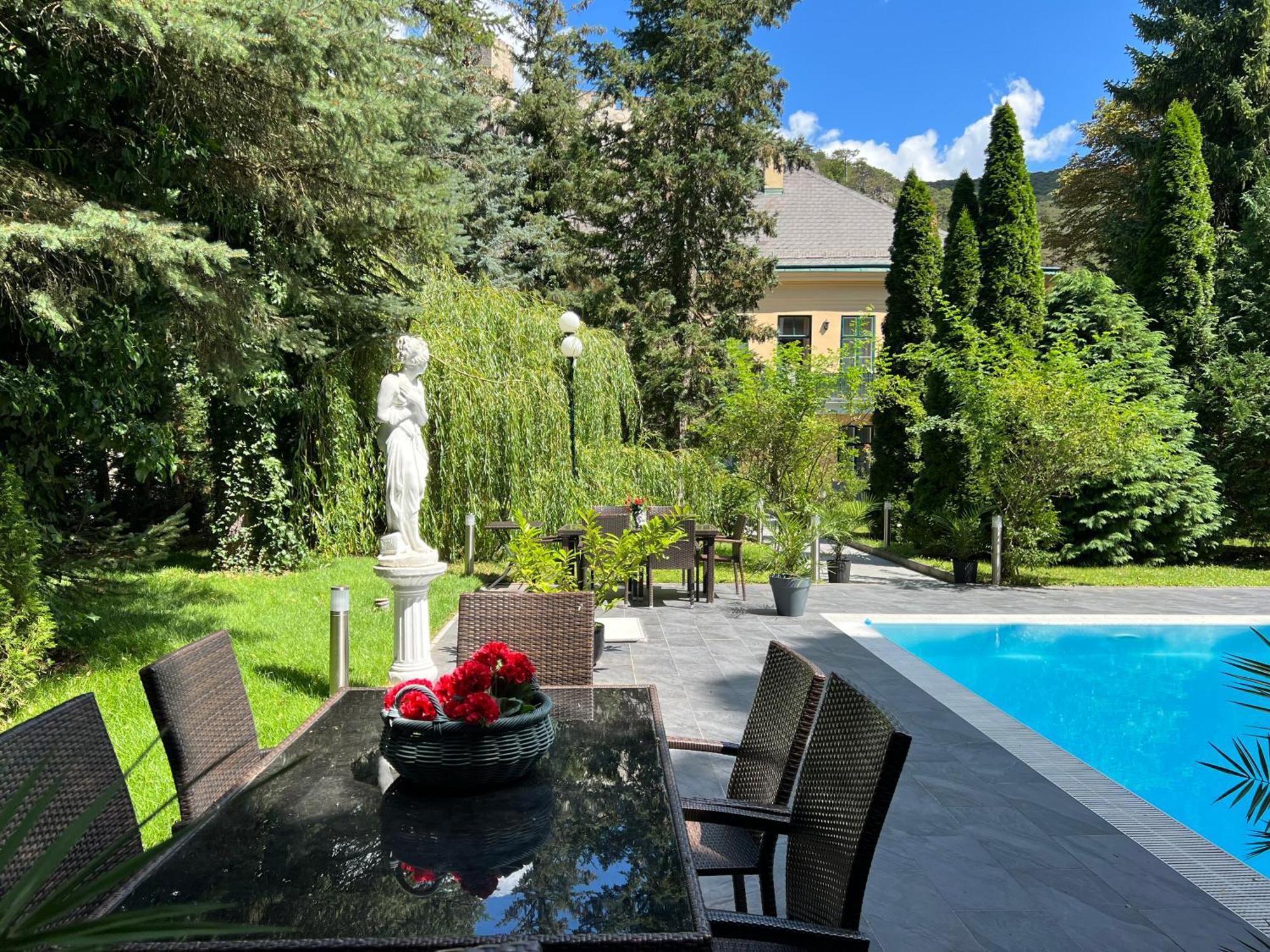 Wienerwald Residenz 巴登 外观 照片